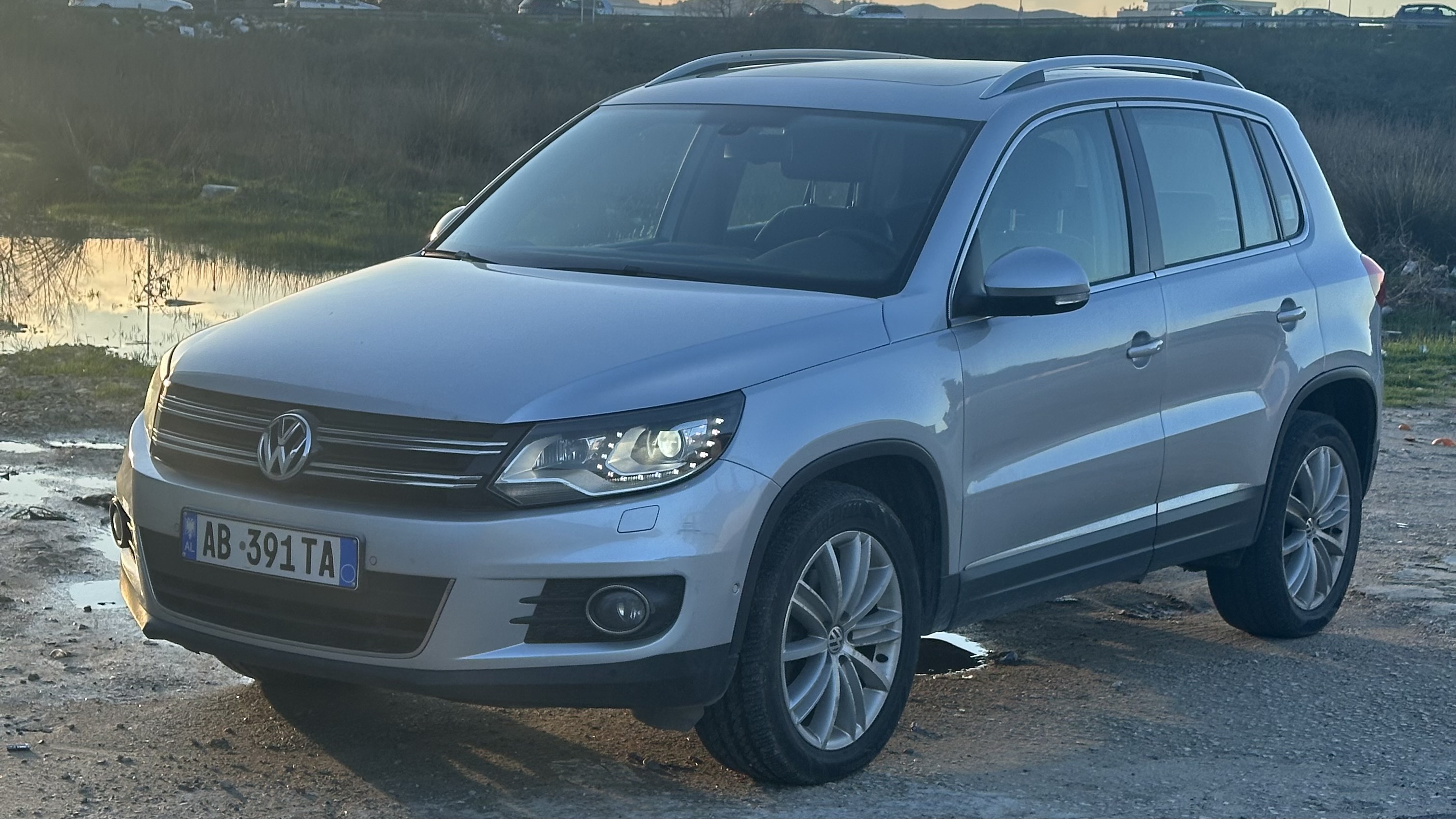VW Tiguan SUV